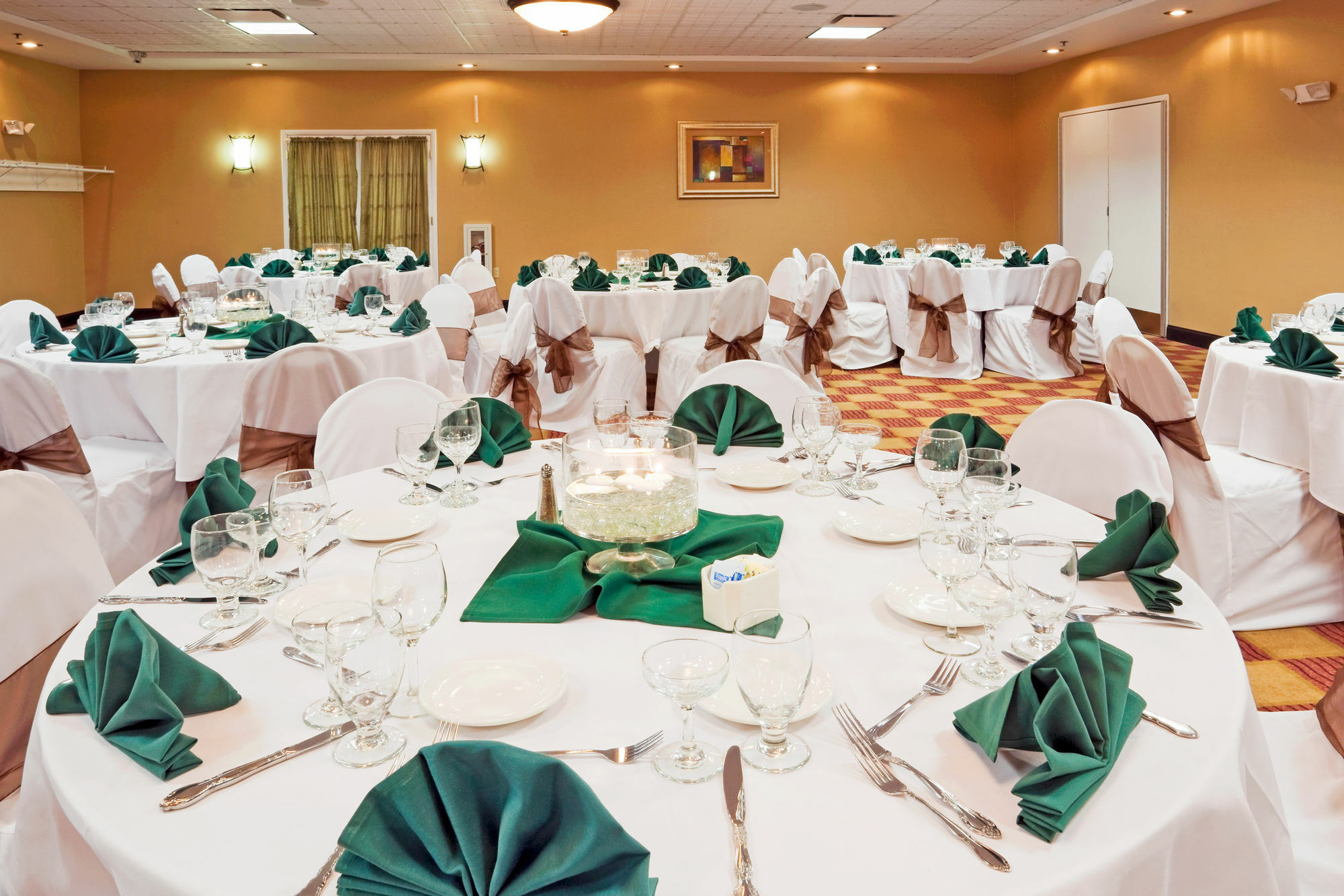 Holiday Inn Hotel & Suites Rochester - Marketplace, An Ihg Hotel Restaurant photo